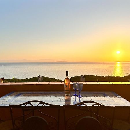Appartamento Con Vista Mare A Terramala Terra Mala Bagian luar foto