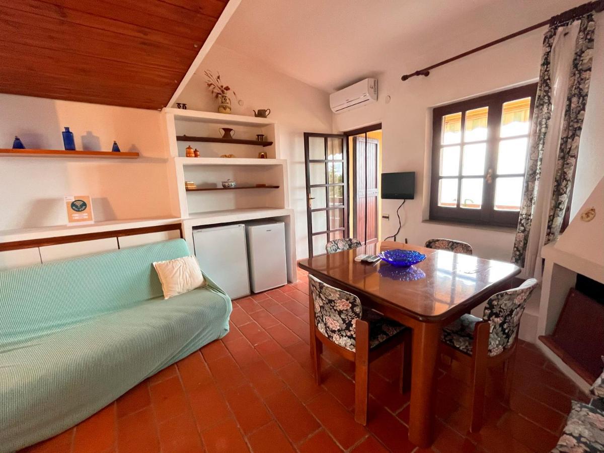 Appartamento Con Vista Mare A Terramala Terra Mala Bagian luar foto